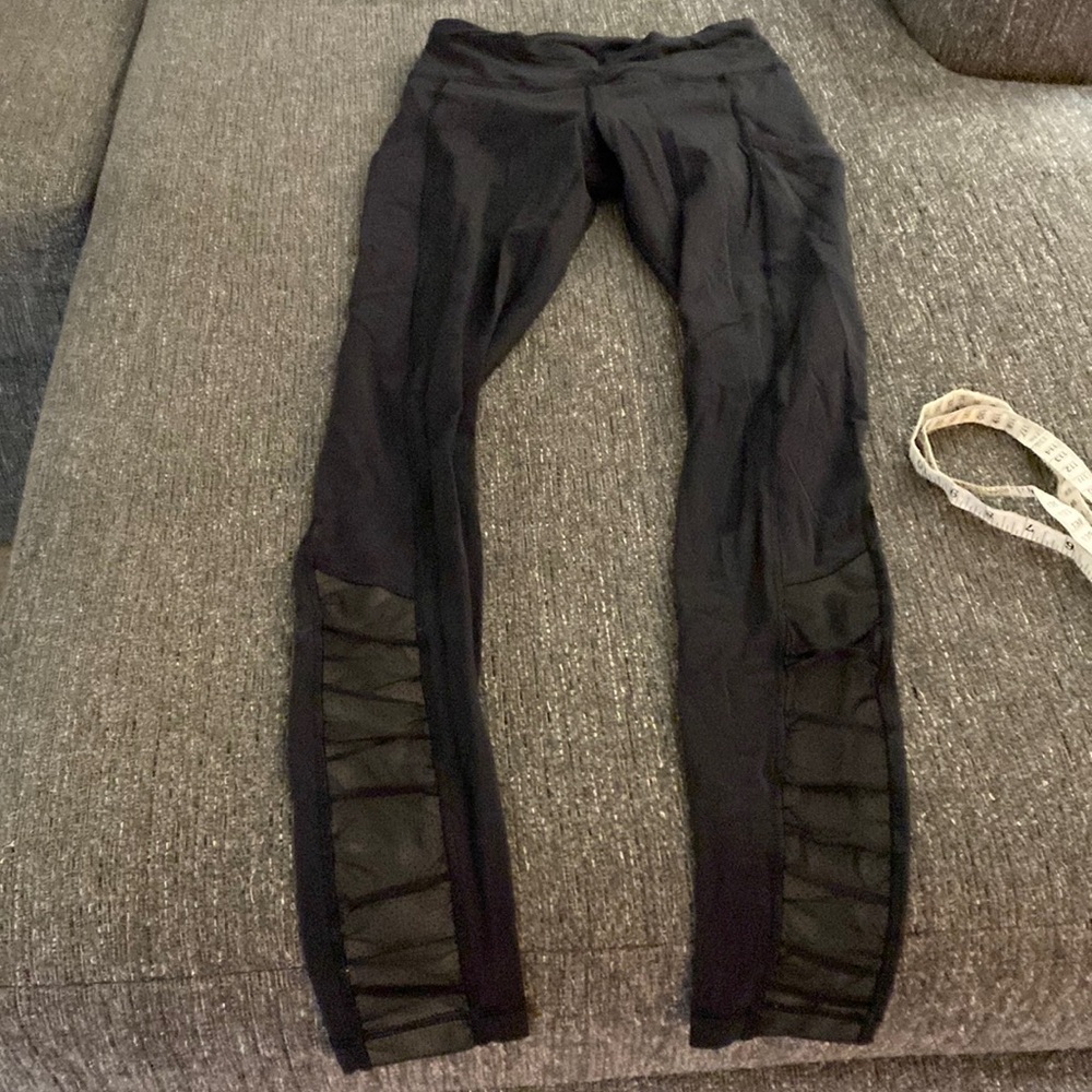 Lululemon black leggings